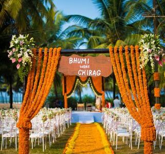 9aec2f0290c600ff82ed066b70ca4f41--wedding-stage-goa-wedding