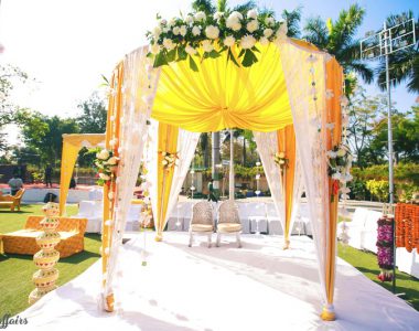 beautiful-yellow-and-white-drape-wedding-decor-ideas