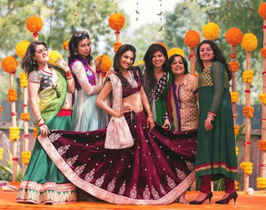 purple-embellished-lehenga-styled-with-blush-pink-dupatta-adorned-with-intricate-stone-detailing-and-scalloped-lace-5 (1)